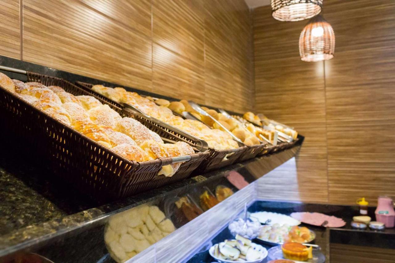 Hotel Oliveiras トリンダーデ エクステリア 写真
